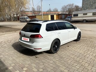 2019 Volkswagen Golf VII Рестайлинг, белый, 1550000 рублей, вид 4