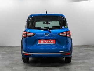 2019 Toyota Sienta II Рестайлинг, синий, 1650000 рублей, вид 4