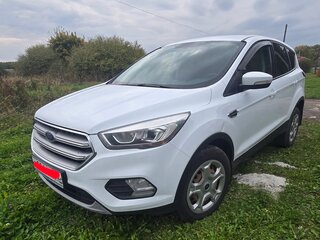 2019 Ford Kuga II Рестайлинг, белый, 1370000 рублей, вид 1