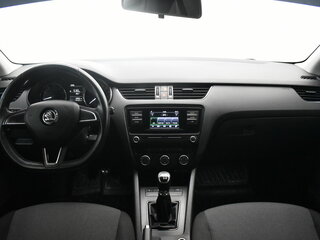 2016 Skoda Octavia III (A7), белый, 1100000 рублей, вид 5