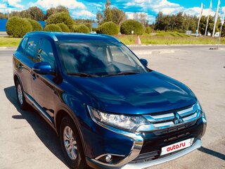 2015 Mitsubishi Outlander III Рестайлинг 2, синий, 1550000 рублей, вид 1