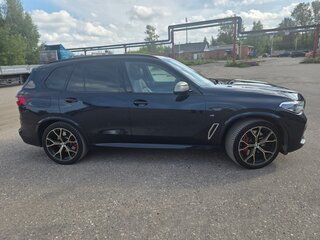 2021 BMW X5 M50d IV (G05/G18), чёрный, 9500000 рублей, вид 4