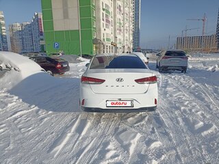 2020 Hyundai Sonata VII (LF) Рестайлинг, белый, 1399000 рублей, вид 5