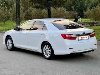 2013 Toyota Camry VII (XV50), белый, 1395000 рублей, вид 4