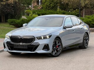 2025 BMW 5 серии 530i xDrive VIII (G60/G61/G68), серый, 9790000 рублей, вид 1