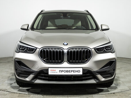 2020 BMW X1 18d xDrive II (F48) Рестайлинг, серебристый, 2899700 рублей, вид 2