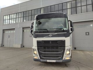 2016 Volvo FH, белый, 7050000 рублей, вид 5