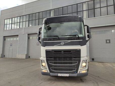 2016 Volvo FH, белый, 7050000 рублей, вид 5