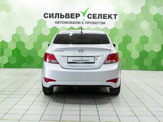 2016 Hyundai Solaris I Рестайлинг, серебристый, 830000 рублей, вид 4