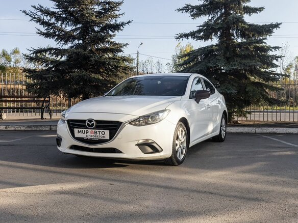 2013 Mazda 3 III (BM), белый, 845000 рублей - вид 2
