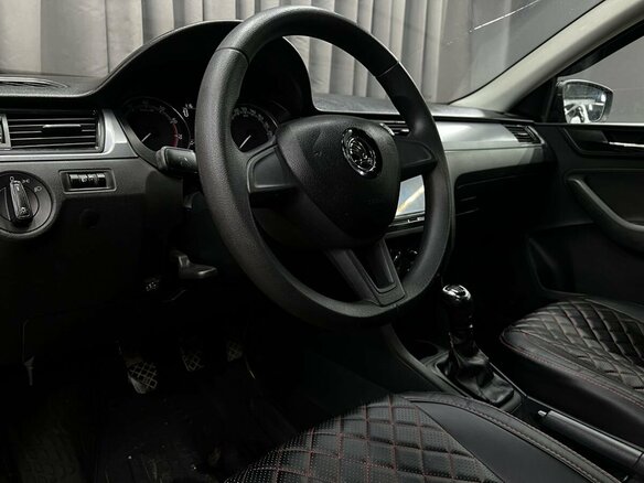 2018 Skoda Rapid I Рестайлинг, чёрный, 629900 рублей - вид 5