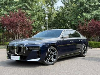 2025 BMW i7 eDrive50 I (G70), синий, 12477700 рублей, вид 1