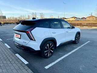 2024 Geely Atlas II, белый, 2910000 рублей, вид 4