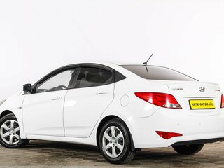 2015 Hyundai Solaris I Рестайлинг, белый, 799000 рублей, вид 4