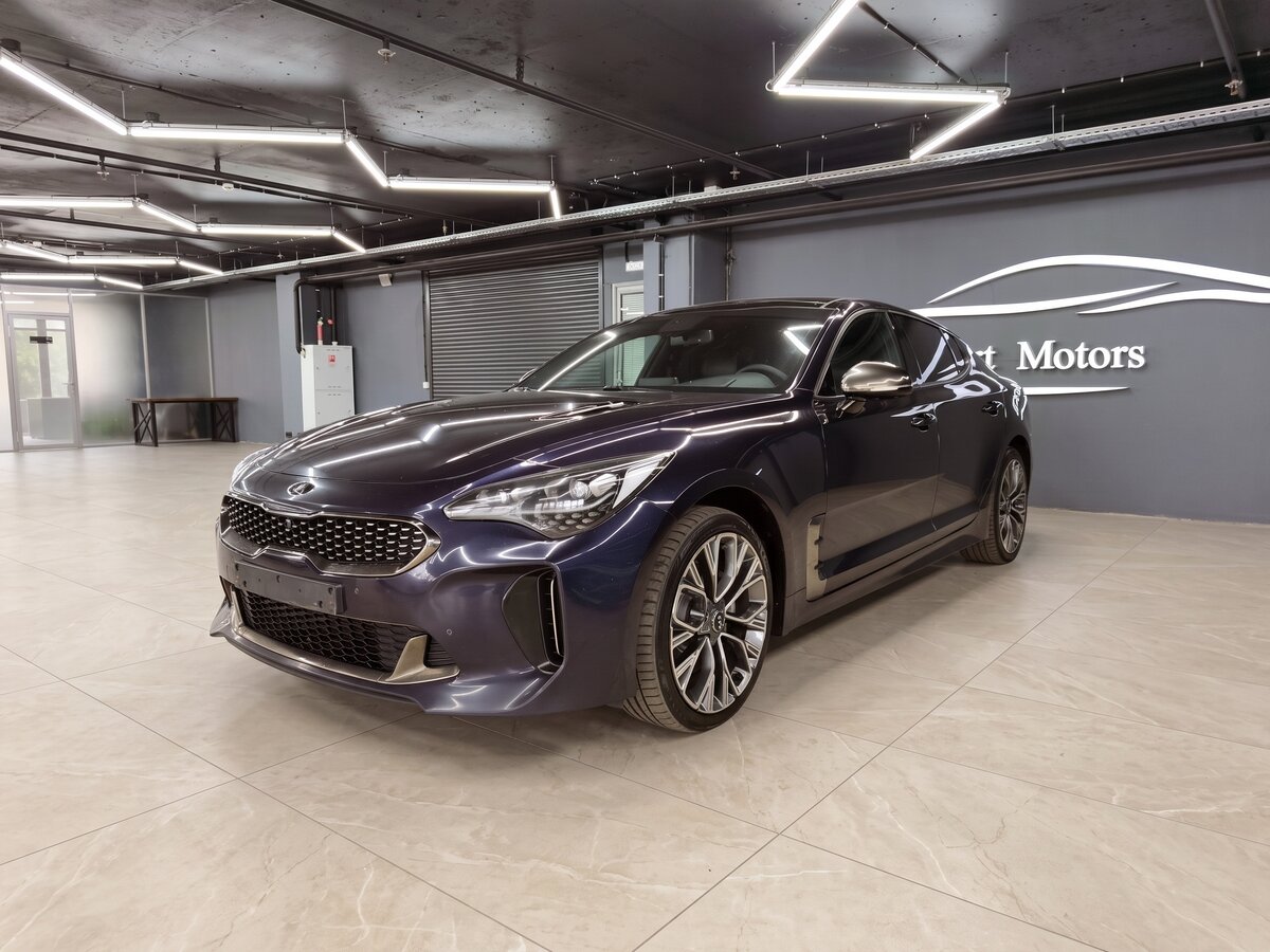 Открыть фотографии: Kia Stinger I