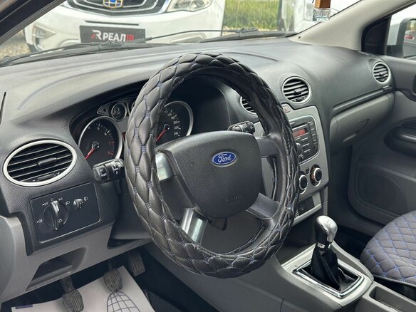 2008 Ford Focus II Рестайлинг, серебристый - вид 10
