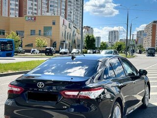 2020 Toyota Camry VIII (XV70), чёрный, 2600000 рублей, вид 5