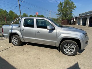 2013 Volkswagen Amarok Double Cab full-time I, серебристый, 1680000 рублей, вид 2
