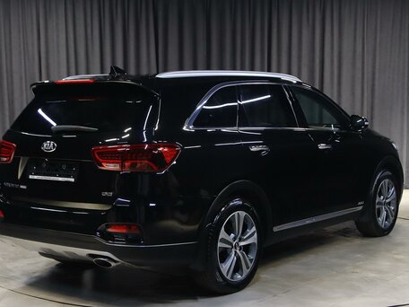 2018 Kia Sorento III Prime Рестайлинг, чёрный, 2349000 рублей, вид 2
