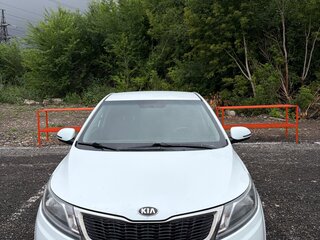 2014 Kia Rio 6-speed III, белый, 710000 рублей, вид 1