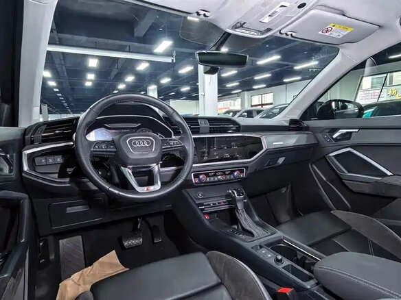 2022 Audi Q3 35 TFSI II (F3), серый, 2090606 рублей - вид 11