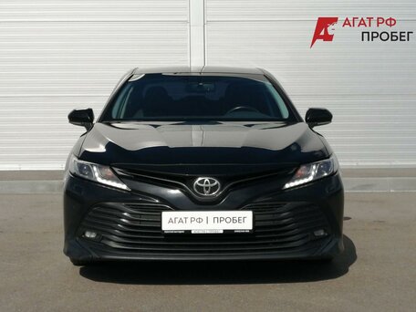 2019 Toyota Camry VIII (XV70), чёрный, 2270000 рублей, вид 2