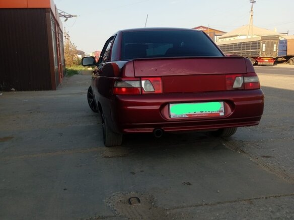 2004 Lada (ВАЗ) 2110, красный, 265000 рублей - вид 1