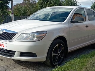 2012 Skoda Octavia II (A5) Рестайлинг, белый, 439900 рублей, вид 5