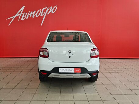 2022 Renault Logan Stepway II Рестайлинг, белый, 1159000 рублей, вид 4
