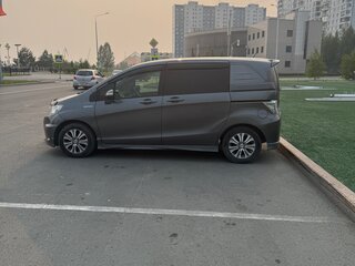 2012 Honda Freed Spike I Рестайлинг, серый, 1100000 рублей, вид 2