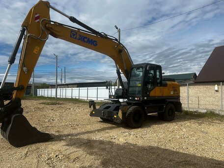 2024 XCMG XE210W, жёлтый, 12000000 рублей, вид 1