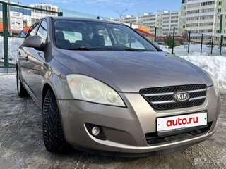 2008 Kia Ceed I, бежевый, 380000 рублей, вид 3