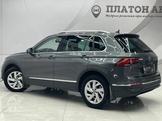 2021 Volkswagen Tiguan II Рестайлинг, серый, 3385000 рублей, вид 4