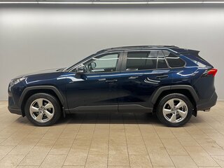 2020 Toyota RAV4 V (XA50), синий, 2490000 рублей, вид 2