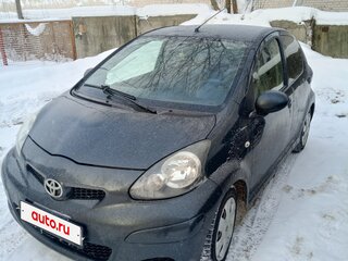 2010 Toyota Aygo I Рестайлинг, серый, 640000 рублей, вид 1