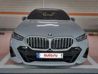 2026 BMW 5 серии 530i xDrive VIII (G60/G61/G68), серый, 8161306 рублей, вид 1
