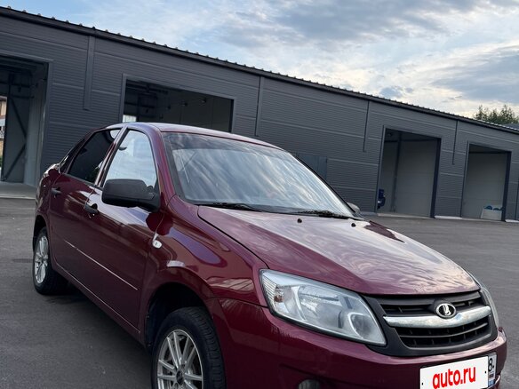 2013 Lada (ВАЗ) Granta I, красный, 290000 рублей