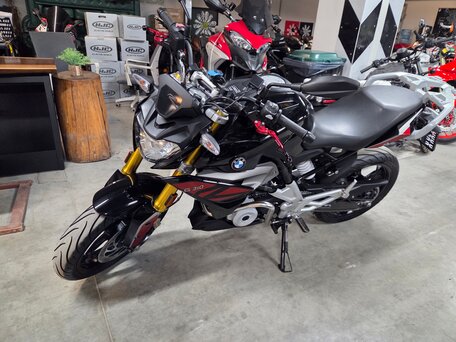 2020 BMW G 310 R, чёрный, 409000 рублей, вид 2