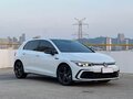 2022 Volkswagen Golf VIII, белый, 2000000 рублей