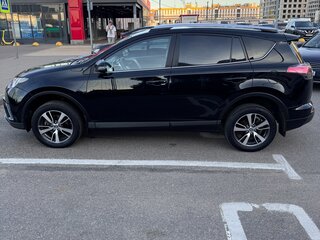 2016 Toyota RAV4 IV (XA40) Рестайлинг, чёрный, 2350000 рублей, вид 4