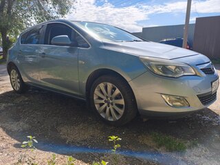2011 Opel Astra J, серый, 690000 рублей, вид 2