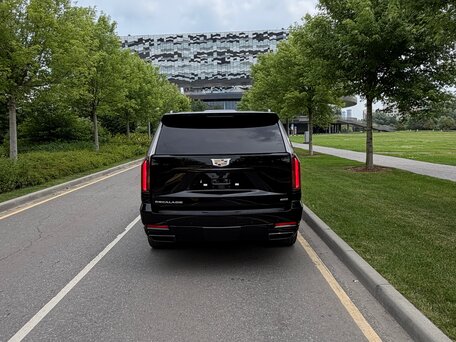 2025 Cadillac Escalade V Рестайлинг, чёрный, 19800000 рублей, вид 4