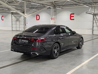 2025 Mercedes-Benz E-Класс 200 9G-Tronic VI (W214, S214), серый, 7790000 рублей, вид 5