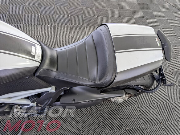 2014 Ducati Diavel Carbon, чёрный, 999000 рублей - вид 9