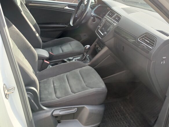 2016 Volkswagen Tiguan II, белый - вид 7