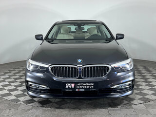 2019 BMW 5 серии 520d VII (G30/G31/G38), серый, 3700000 рублей, вид 2