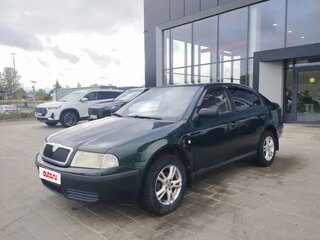 2003 Skoda Octavia I (A4) Рестайлинг, зелёный, 300000 рублей, вид 1