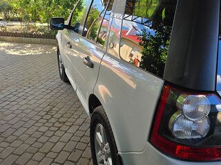 2012 Land Rover Freelander II Рестайлинг 2, белый, 1800000 рублей, вид 4