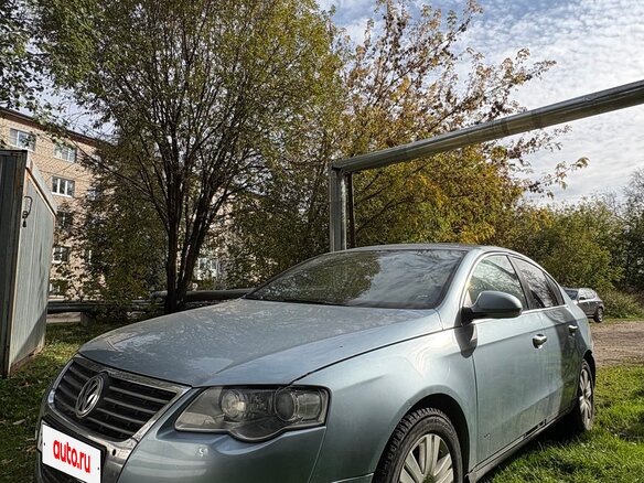 2005 Volkswagen Passat B6, голубой