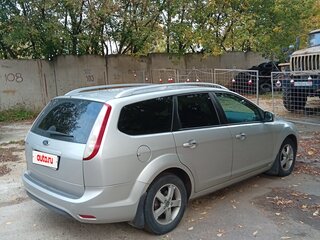 2010 Ford Focus II Рестайлинг, серый, 790000 рублей, вид 3